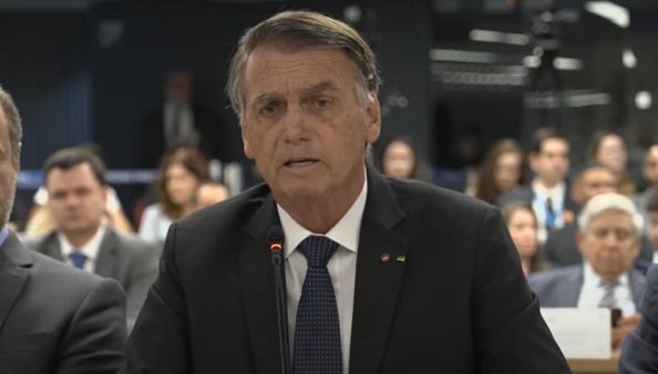 Imagem da noticia Bolsonaro ficará em repouso domiciliar durante o mês de julho