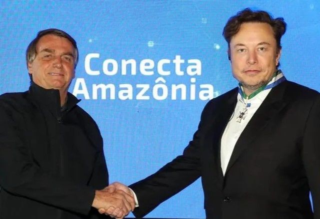 Imagem da noticia Bolsonaro diz que Trump, Musk e Zuckerberg são "líderes de campanha pela liberdade de expressão"
