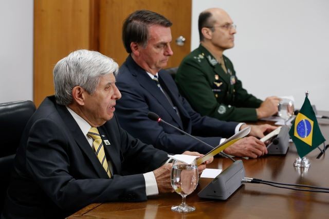 Imagem da noticia Ex-chefe do GSI, general Heleno usa delação de Cid para se defender de plano de golpe