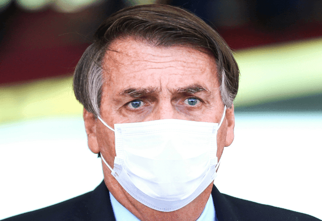 Imagem da noticia Bolsonaro ordenou emissão de certificados de vacina falsos contra covid, diz Cid em delação