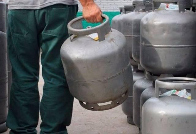 Imagem da noticia Prévia da inflação em novembro é a maior do mês desde 2002, diz IBGE
