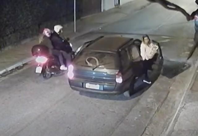 Imagem da noticia Mulher se envolve em briga de trânsito com bebê de 1 mês no colo