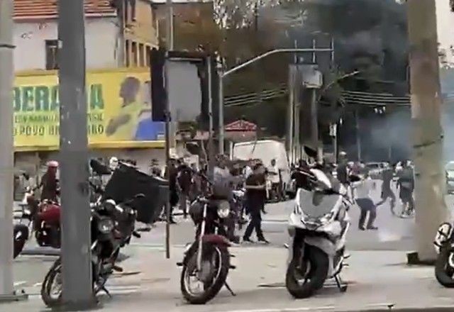 Imagem da noticia Torcedor morre em briga antes de Fluminense x Corinthians no Rio
