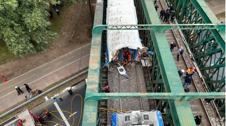 Imagem da noticia Colisão entre trens deixa 60 feridos em Buenos Aires, na Argentina