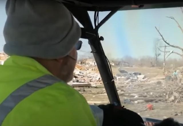 Imagem da noticia Busca por sobreviventes dos tornados continuam nos Estados Unidos
