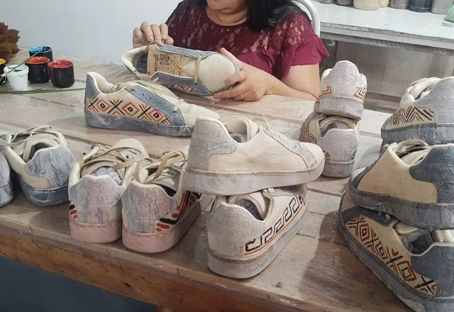 Imagem da noticia Tênis sustentáveis com borracha natural e caroço do açaí: empresa no Pará inova e preserva seringais