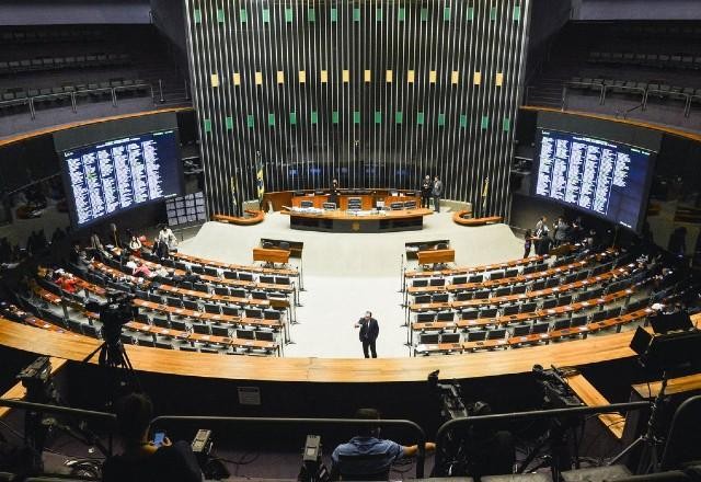 Câmara aprova duas medidas provisórias do governo Bolsonaro