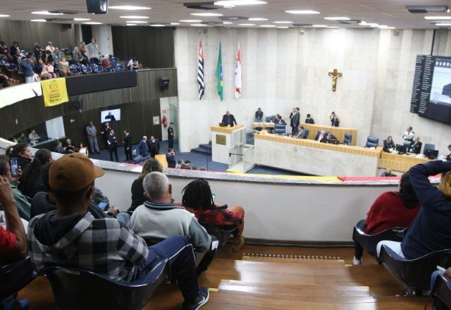 Imagem da noticia Saiba o que faz e quanto ganha o suplente de vereador