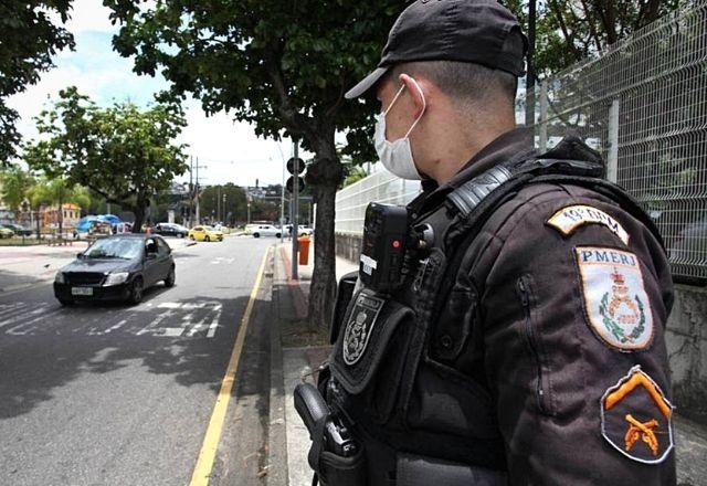Imagem da noticia Fachin mantém obrigatoriedade de câmeras em uniformes da polícia do Rio