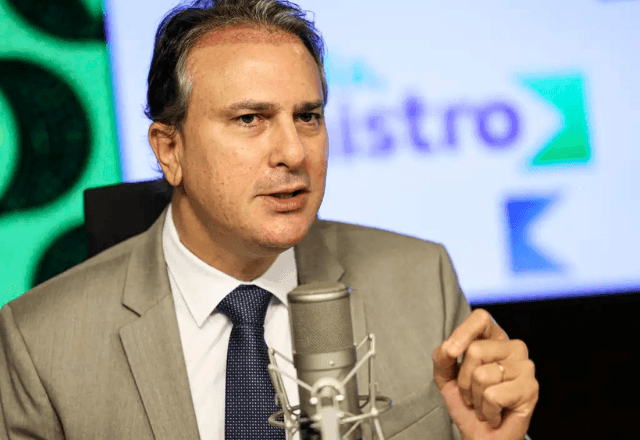 Imagem da noticia Ministro da Educação propõe regular mensalidades abusivas no ensino superior