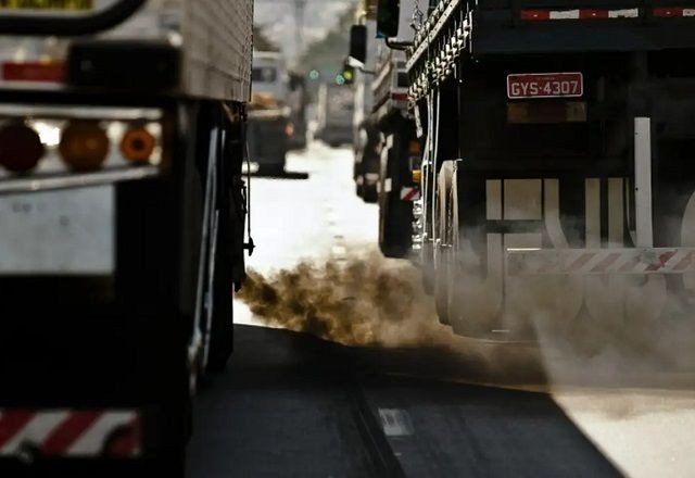 Imagem da noticia Brasil precisa cortar emissões de gases do efeito estufa em 92% até 2035, diz Observatório do Clima