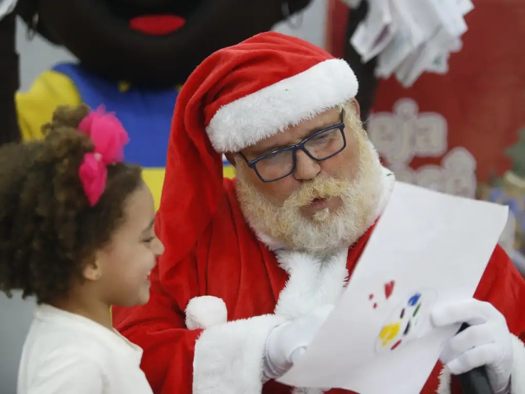 Imagem da noticia Campanha 'Papai Noel dos Correios' já começou; saiba como adotar uma cartinha