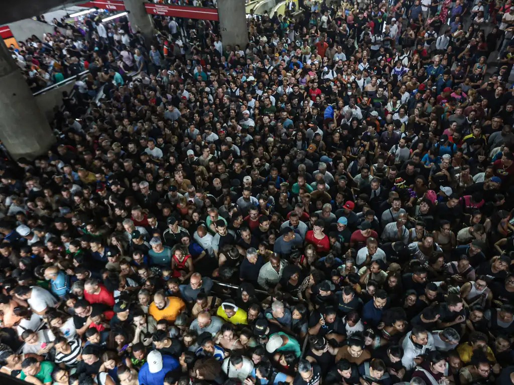 Imagem da noticia São Paulo registra 3º maior volume de chuva em 64 anos
