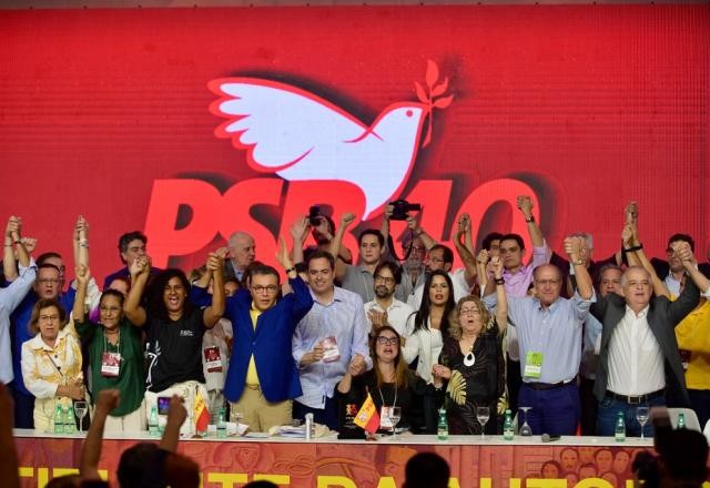 Imagem da noticia PSB reelege Carlos Siqueira como presidente nacional da legenda