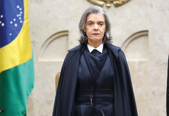 Imagem da noticia "Voto é o gesto maior da vida democrática", afirma ministra Cármen Lúcia