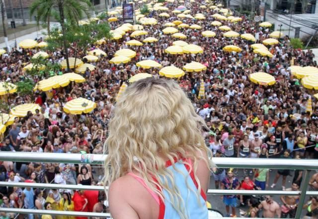 Imagem da noticia "É precoce pensar em aglomerações nos próximos 3 meses", diz governo de SP