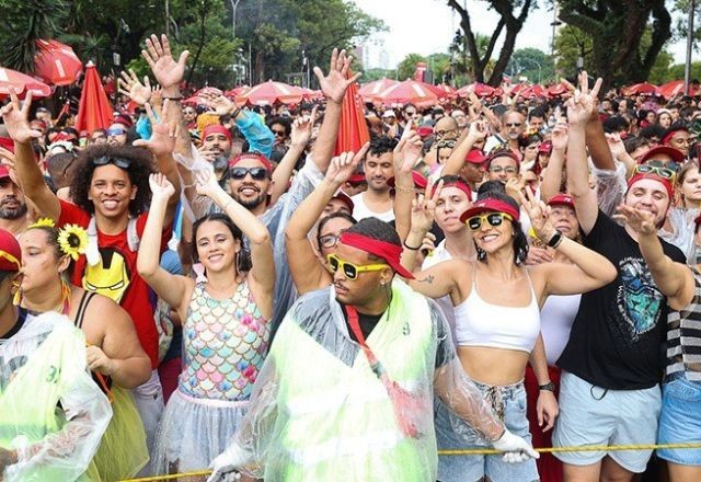 Sexta-feira de pré-carnaval deve ter chuva em boa parte do país; veja previsão