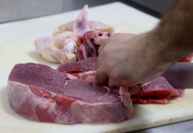 Imagem da noticia Inflação eleva preços e Argentina deve ter menor consumo de carne bovina em 110 anos
