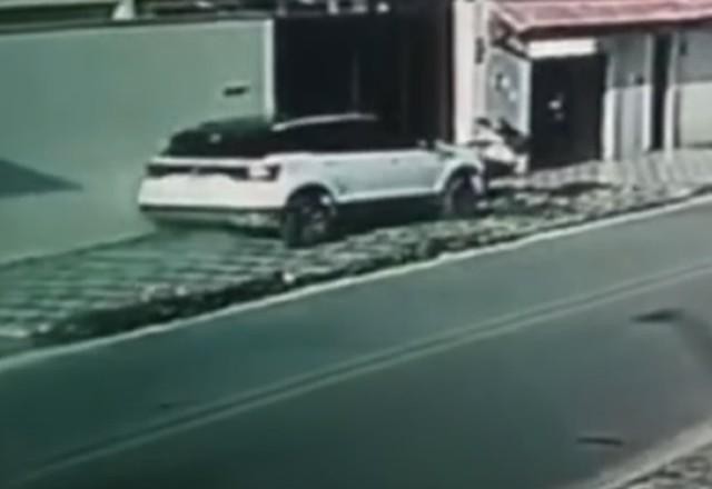 Imagem da noticia Ex-esposa do prefeito de Bertioga (SP) atropela ciclista e não presta socorro