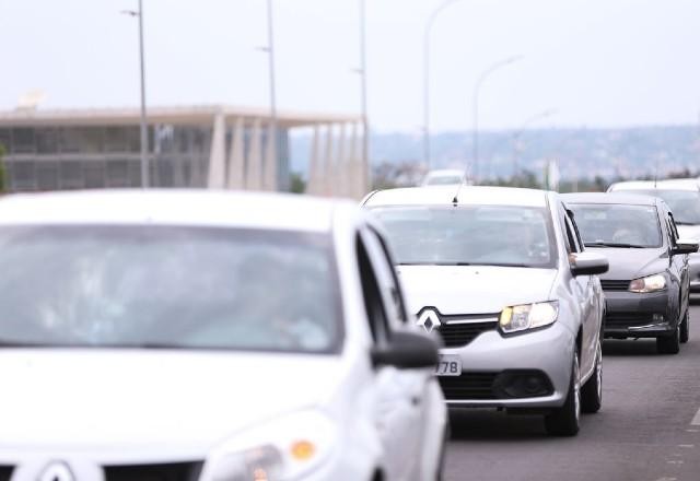 Imagem da noticia Número de motoristas de aplicativos cai 12% e afeta qualidade do serviço