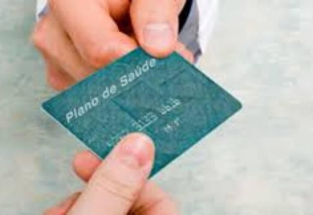 Imagem da noticia Senacon notifica operadoras de planos de saúde por cancelamentos unilaterais