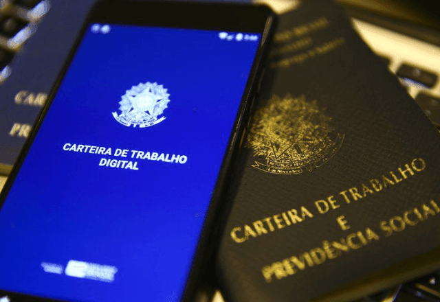 Imagem da noticia Consulta ao abono salarial gera 7,3 milhões de acessos à Carteira de Trabalho Digital no primeiro dia