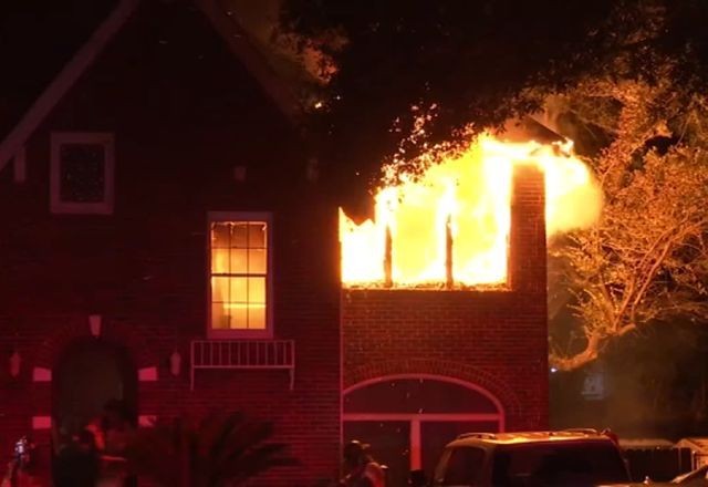 Imagem da noticia Casa onde Beyoncé passou a infância pega fogo em Houston