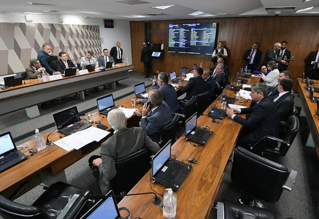 CCJ do Senado aprova regras para planos de adaptação à mudança do clima e projeto volta ao plenário