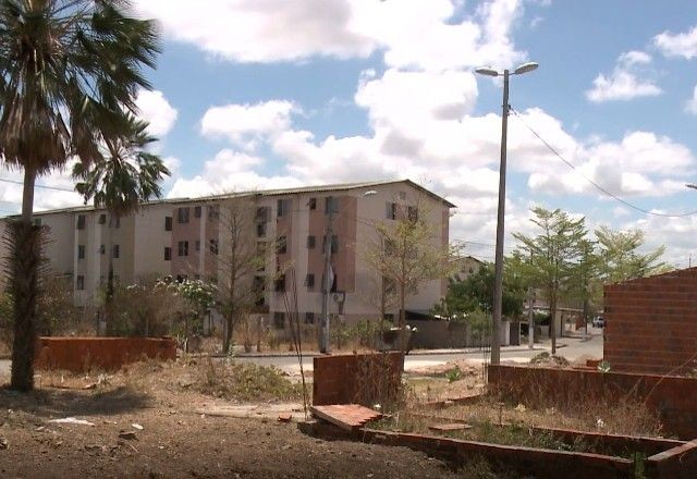 Imagem da noticia Facções expulsam famílias de casas e deixam distrito deserto no interior do Ceará