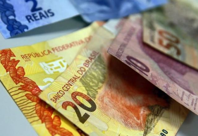 Imagem da noticia Governo confirma Orçamento com défict zero e salário mínimo de R$ 1.421