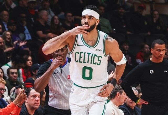 Imagem da noticia Boston Celtics é vendido por R$ 34 bilhões na maior transação esportiva dos EUA
