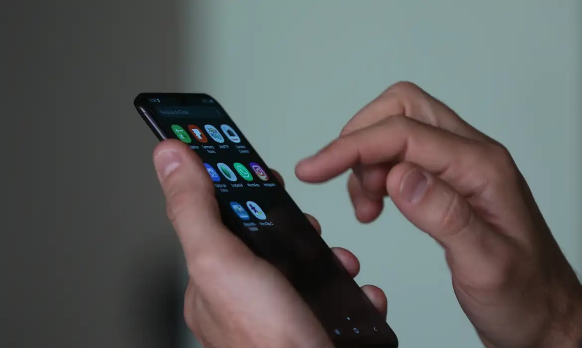 Imagem da noticia Celular Seguro: mais de 3.800 celulares são bloqueados na primeira semana do aplicativo