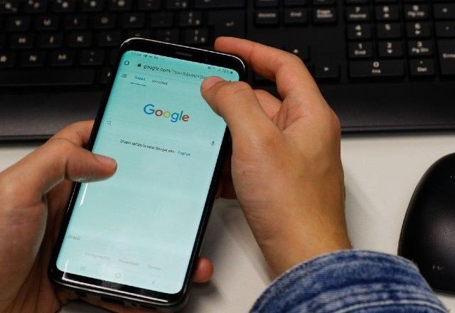 Imagem da noticia Governo pretende banir celulares em escolas públicas e privadas