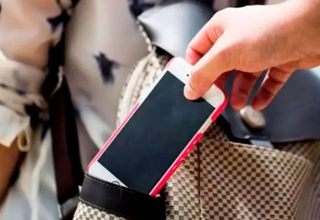 Imagem da noticia Polícia prende homem com mais de 30 celulares furtados em Vila Isabel (RJ)