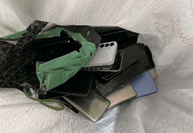 Imagem da noticia Operação apreende mais de 300 celulares roubados no Rio de Janeiro
