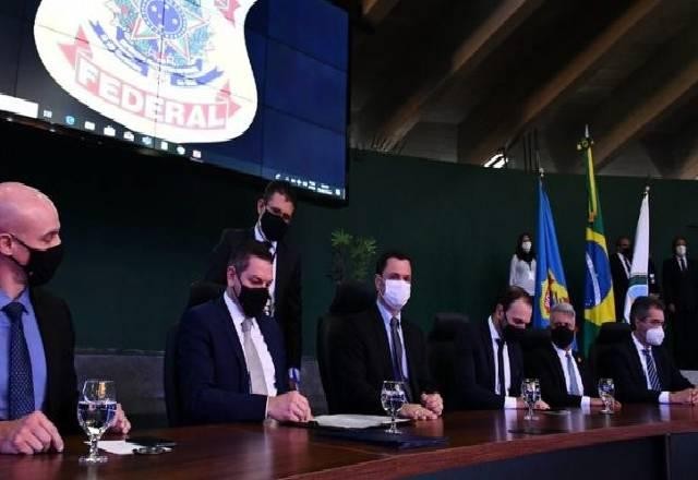 Imagem da noticia Polícia Federal adquire novo sistema biométrico