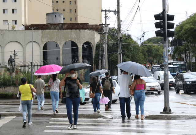 Imagem da noticia Frente fria provoca chuva forte no Sul e instabilidades no restante do país nesta terça (17)