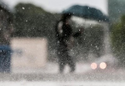 Previsão do tempo: chuva forte e risco de temporais em várias regiões do Brasil nesta terça (24)