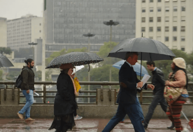 Imagem da noticia Chuva intensa avança em parte do Brasil e calor segue em outras regiões nesta terça-feira (10)