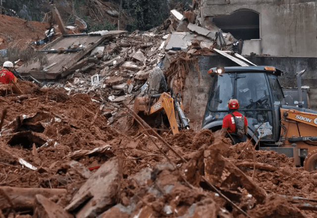 Imagem da noticia  Senado aprova regras mais rígidas contra enchentes e deslizamentos