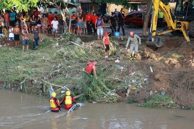 Imagem da noticia Governo vai antecipar pagamento do Bolsa Família para afetados por chuvas no Rio