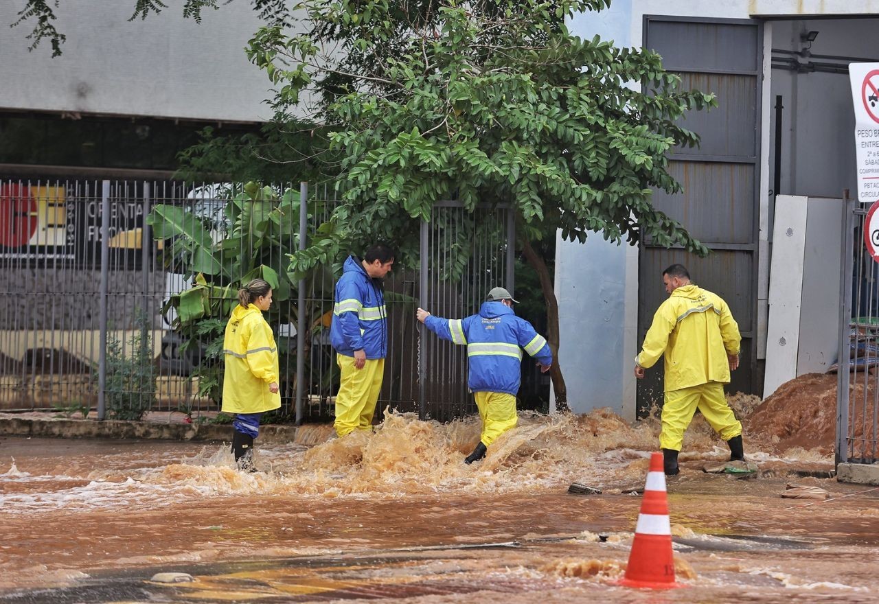 Imagem da noticia Semana terá chuva volumosa e chegada de nova frente fria no Rio Grande do Sul
