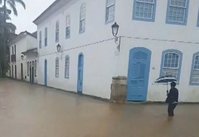 Imagem da noticia Chuva forte em Angra dos Reis deixa dois mortos no litoral carioca