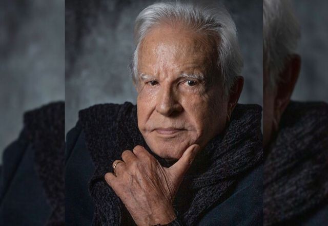 Imagem da noticia Personalidades da TV brasileira prestam homenagens a Cid Moreira