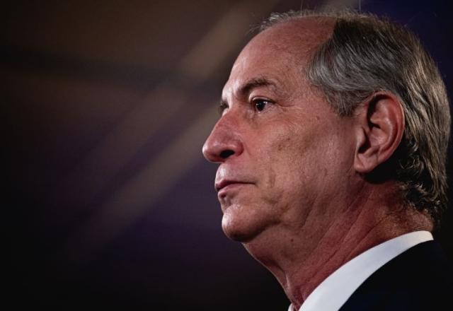 Imagem da noticia Senadoras pedem voto de repúdio contra Ciro Gomes por chamar petista de "assessora para assuntos de cama"