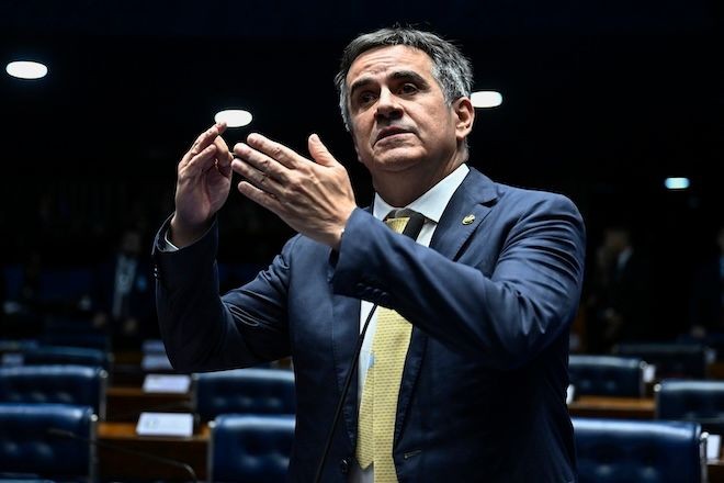 Imagem da noticia Ciro Nogueira nega que Emenda Master ficou igual à proposta por Vorcaro e diz que vai representá-la