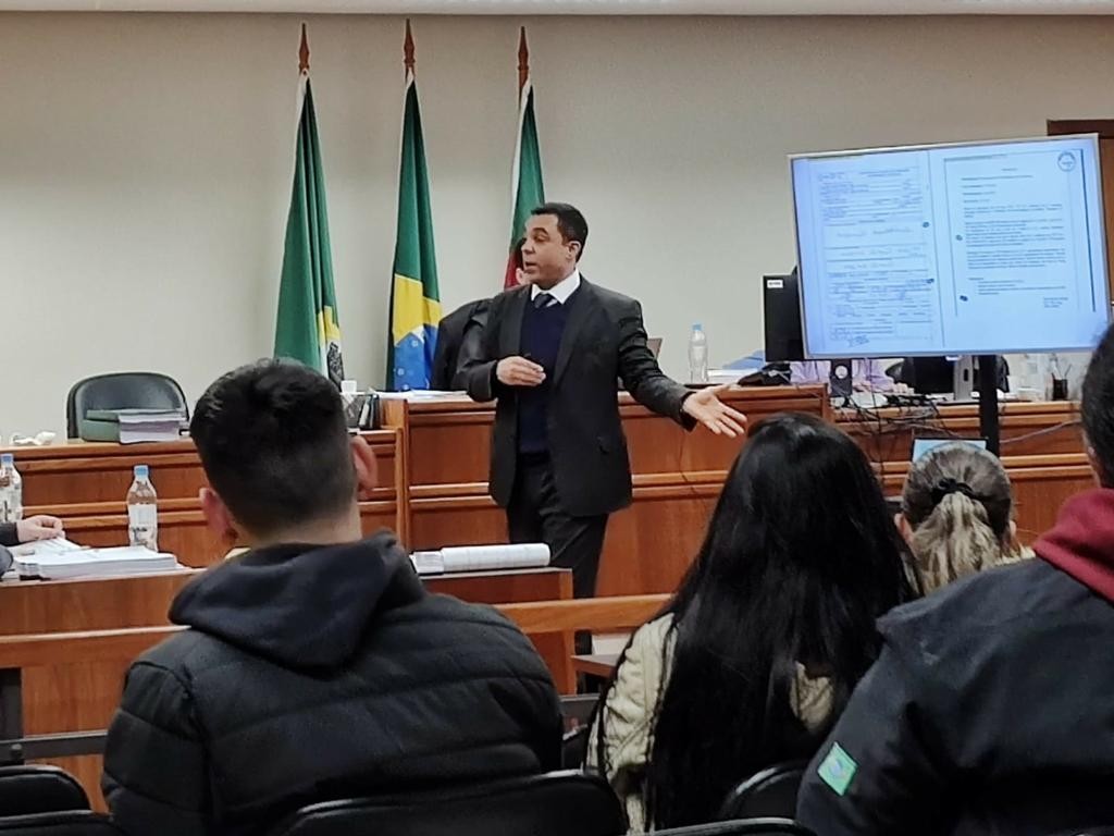 Imagem da noticia Técnica de enfermagem é condenada por tentar matar 11 recém-nascidos no RS