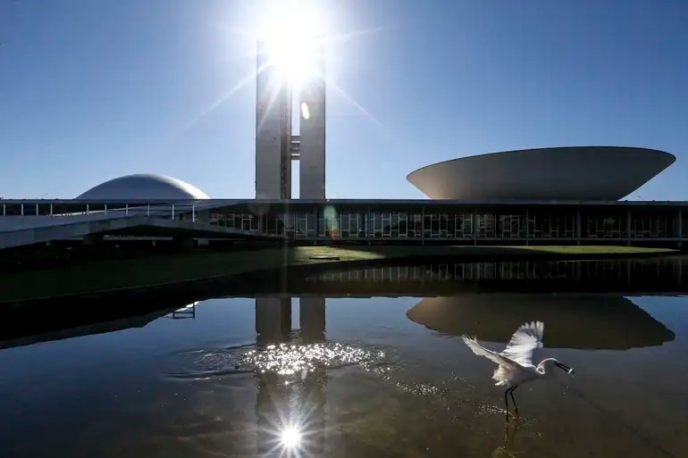 Imagem da noticia PL vai cobrar reação institucional de Lira e Pacheco após operação da PF contra Jordy 