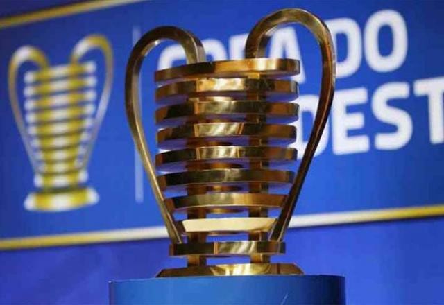 Imagem da noticia Copa do Nordeste: veja a escalação de Bahia e Ceará