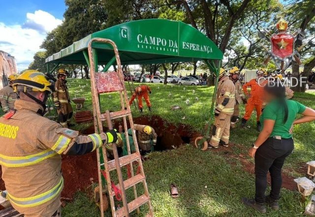 Cova cede durante enterro e deixa cinco feridos no Distrito Federal